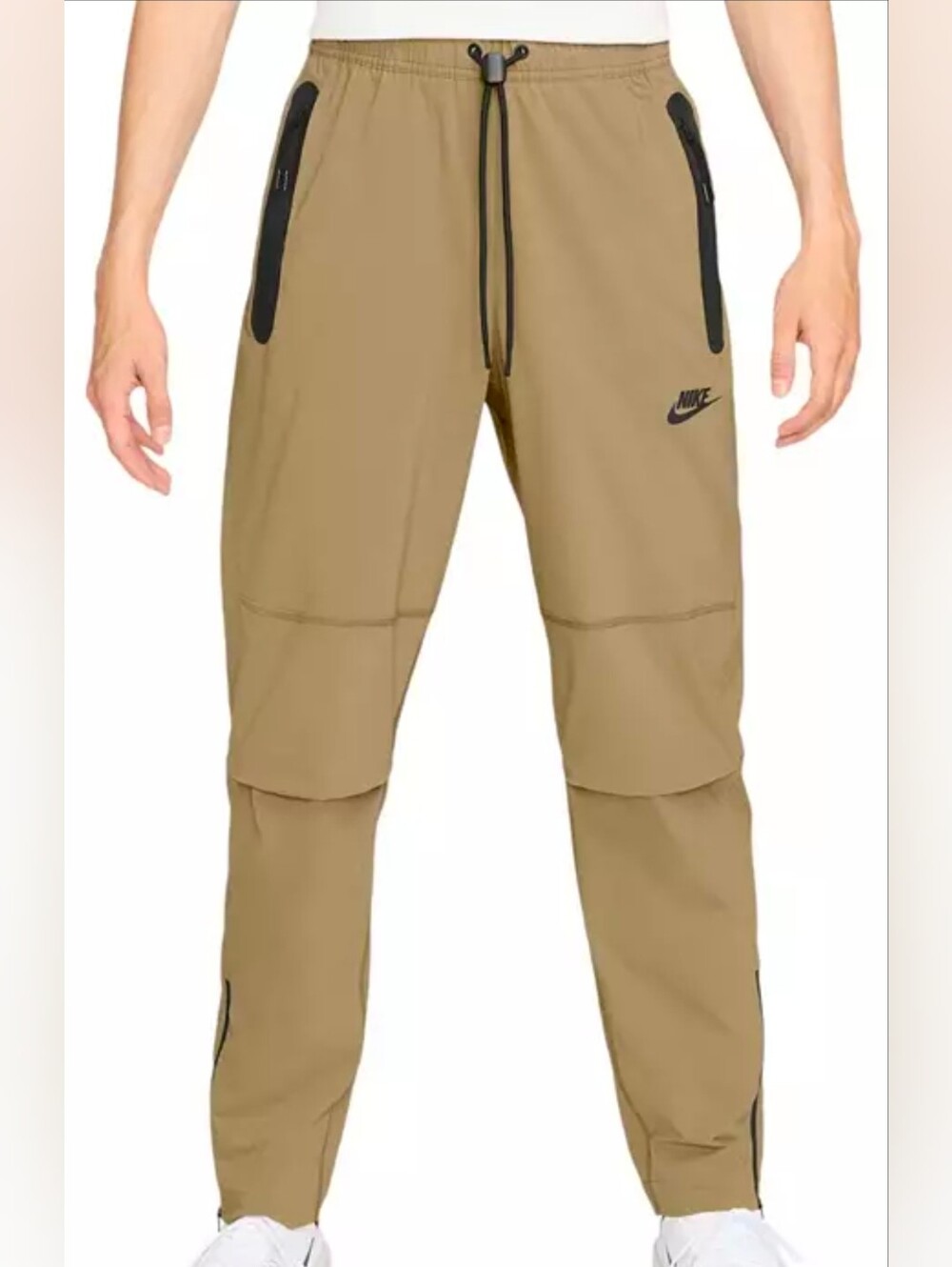 NWT Nike Men's Tech Woven Pants Parachute Beige Medium HM8241-297